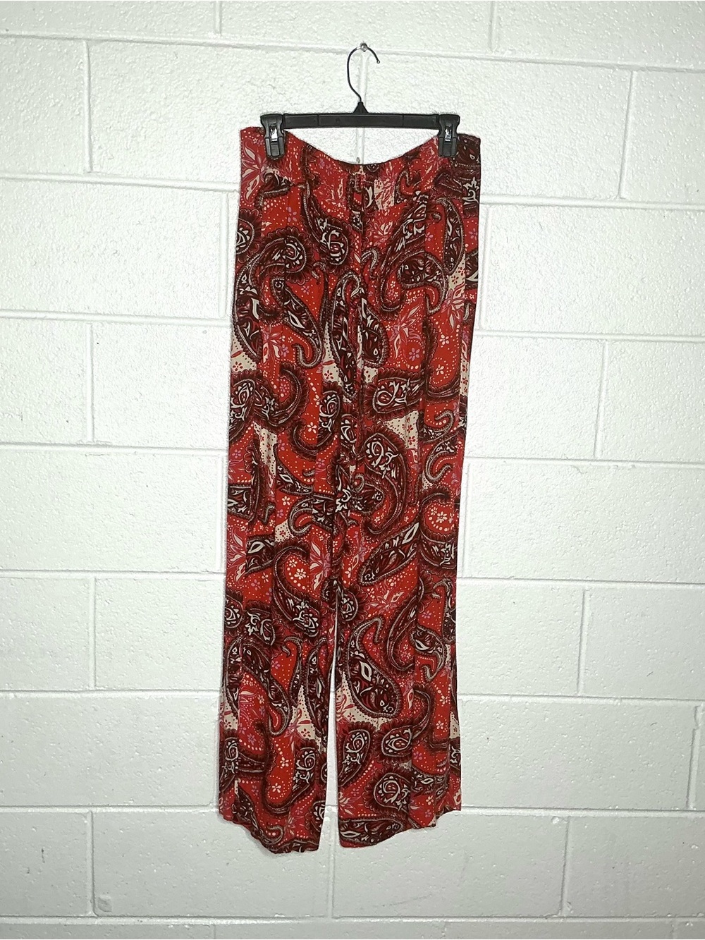 < Free People Double Trouble Wide-Leg Paisley Pattern Pants > - Picture 2 of 6